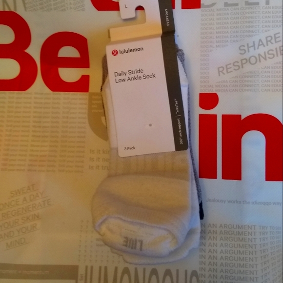 lululemon athletica Accessories - NWT 3 Pack Lululemon Daily Stride Ankle Socks, Sz L